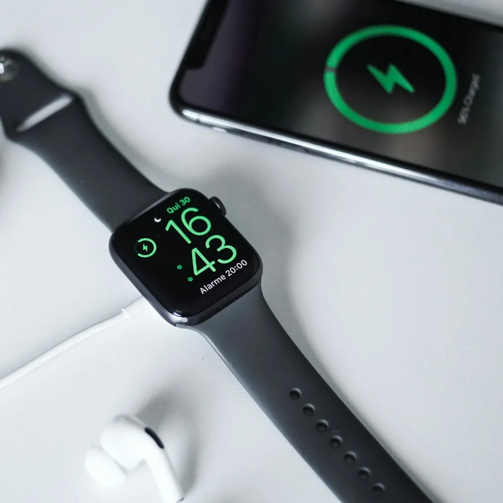 Akıllı Saat Şarj Kablosu · USB-C